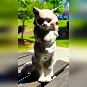 NAO by LLADRO DAISA PROUD CAT FIGURINE 7"
